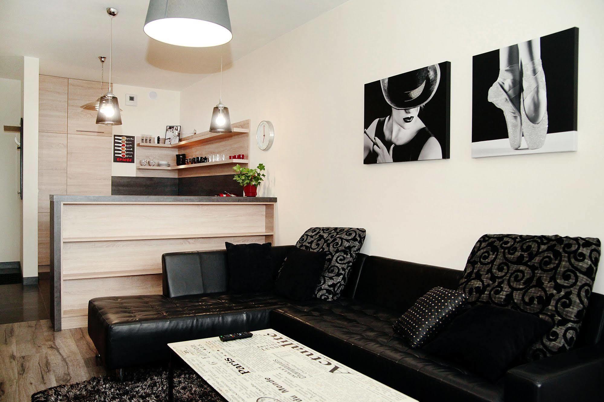 Livin Apartments Santocka شتشيتسين المظهر الخارجي الصورة